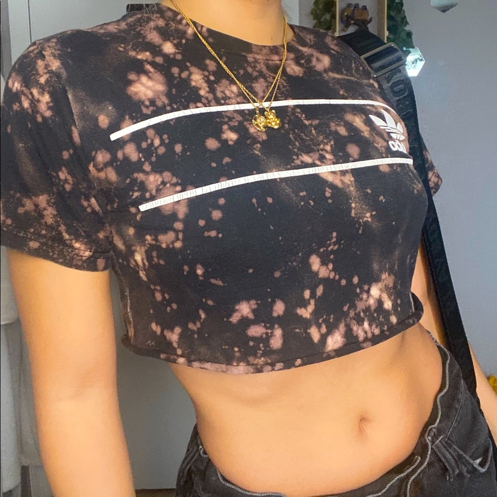 Black Adidas Bleach Dyed Crop Top!!!🖤